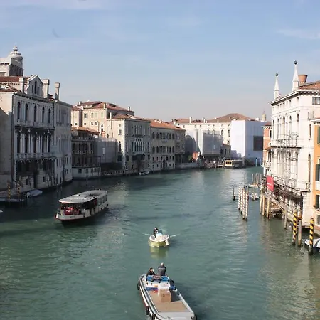 Ai Sognatori * Venice